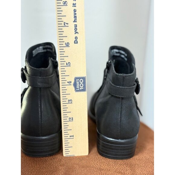 YUU BECCA WOMENS ANKLE BOOTS SIZE 6M LOW BOOTIE SIDE ZIP BLACK CASUAL - Picture 6 of 8